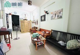 Kiệt ô tô , sau lưng mặt tiền, trung tâm Thanh Khê, 2 tỷ X