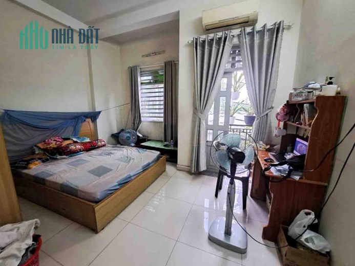 Bán Nhà Gần Chợ Nông Sản Thủ Đức Bình Chiểu 59m2_4.6x13.5m, HXH 3 Tầng Chỉ 3.x Tỷ Hoàn Công