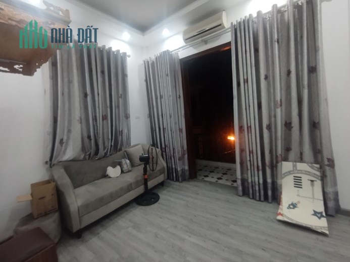 Cần Bán nhà phố Vương Thừa Vũ ô tô KD 52m 4Tg MT 6m chỉ 6,8 tỷ LHCC.