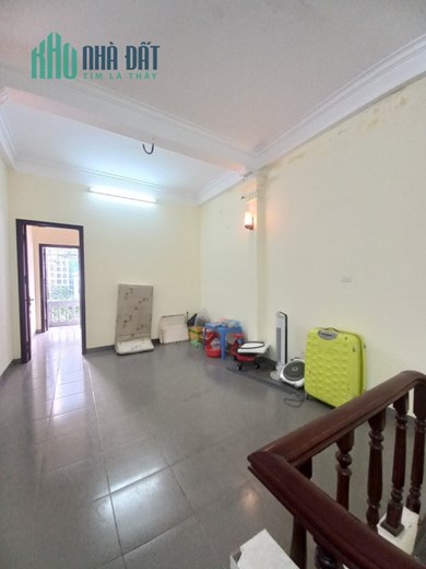 Cần Bán nhà Phố Lê Văn Lương gần ô tô 40m 4Tg MT 3,8m hơn 4 tỷ LHCC.