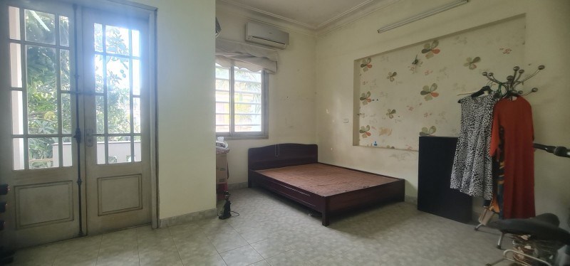 NHÀ ĐẸP NGỌC THỤY – 2 MẶT THOÁNG – VIEW CÔNG VIÊN – VỊ TRÍ ĐẸP HIẾM CÓ