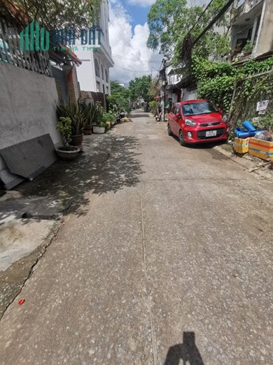 HXT SÁT MẶT TIỀN THẠNH XUÂN QUẬN 12 - 100M2, NGANG 5M, 3 TẦNG, NỘI THẤT SANG TRỌNG - GẦN CHỢ MINH
