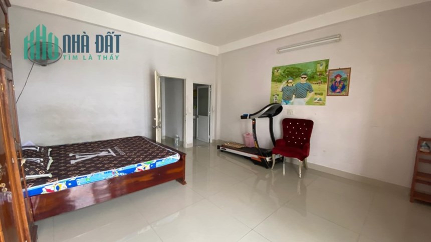 HXH TRÁNH SÁT MẶT TIỀN NGAY CAO ĐẲNG ĐIỆN LỰC - 117M2, NGANG 5M HIẾM, 5 TẦNG - SẴN DÒNG TIỀN.