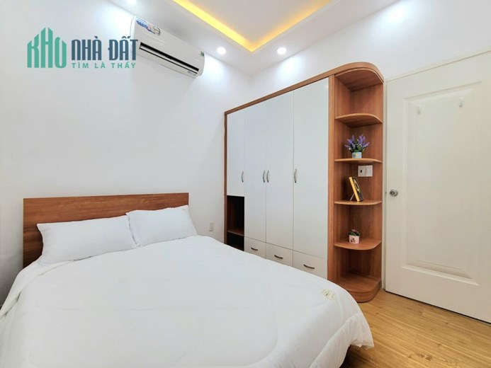 Bàn Nhà Full Nội Thất, Đường Số 21, 3 Tầng, Gần Mercedes Quang Trung