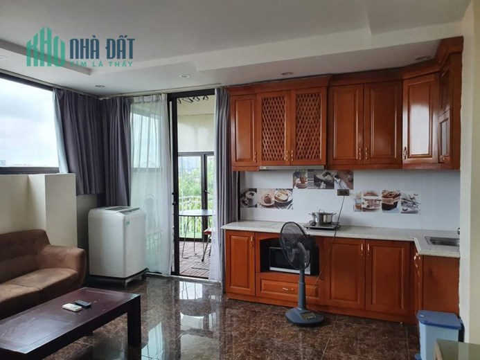 Hoàng Hoa Thám - Mặt Phố- Căn Góc 140 m x 4 tầng, MT 6 m, giá 38 tỷ.