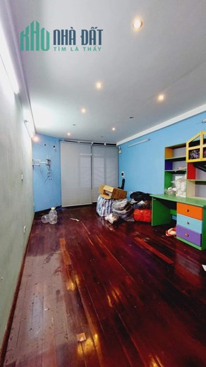 Bán nhà Hoàng Quốc Việt ô tô gần nhà 30m2 - 3.6 tỷ