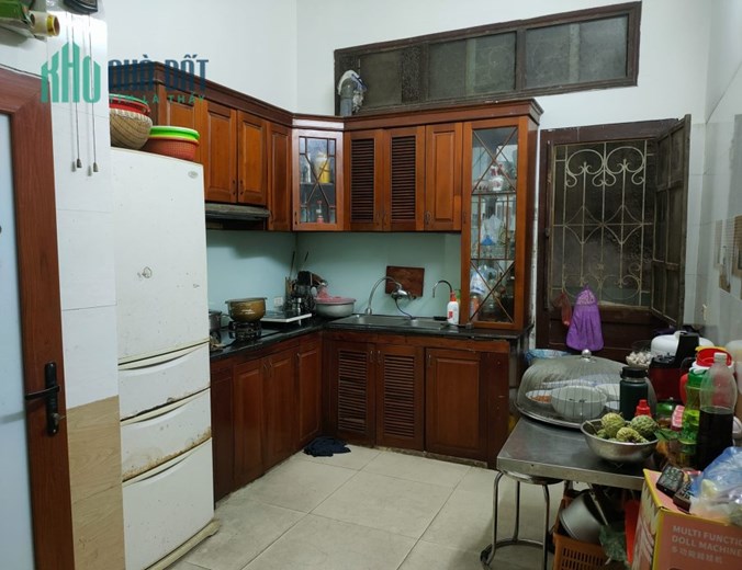 CẦN BÁN NHÀ PHỐ THÁI HÀ: 47M2, 4 PHÒNG NGỦ, PHÂN LÔ Ô TÔ 7 CHỖ, NHÀ KHUNG CỘT, NHỈNH 8 TỶ.