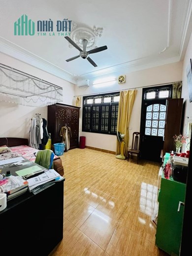 BÁN NHÀ LÊ HỒNG PHONG, BA ĐÌNH, NGÕ 3M, 82M2 4T MT4.5M, GIÁ 7.9 TỶ