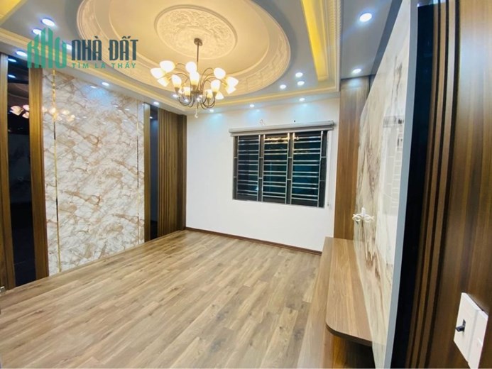 Bán nhà phân lô Sao Sáng gần Chợ Cát Bi, 40m 4 tầng mới tinh GIÁ 3.85 tỉ