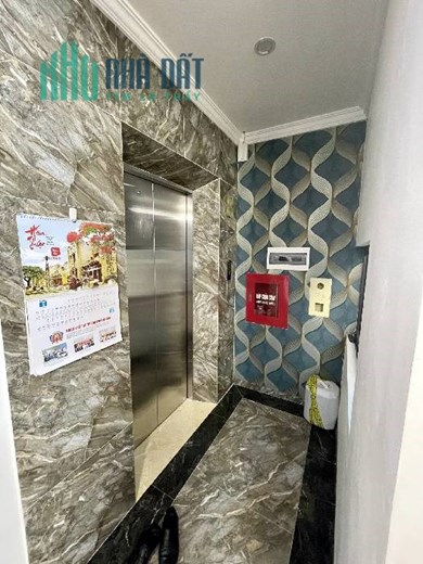 Bán nhà Phân lô Hoàng Quốc Việt, 7 tầng thang máy, DT86m2 mt tận 7.5m, chỉ 25 tỷ.