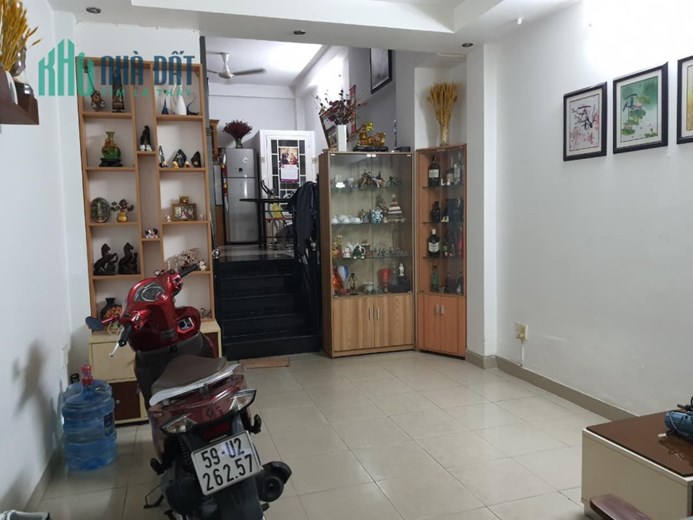 Quận 10, Hòa Hưng, gần mặt tiền, 4 tầng, 4 PN, chỉ 6 tỷ 600