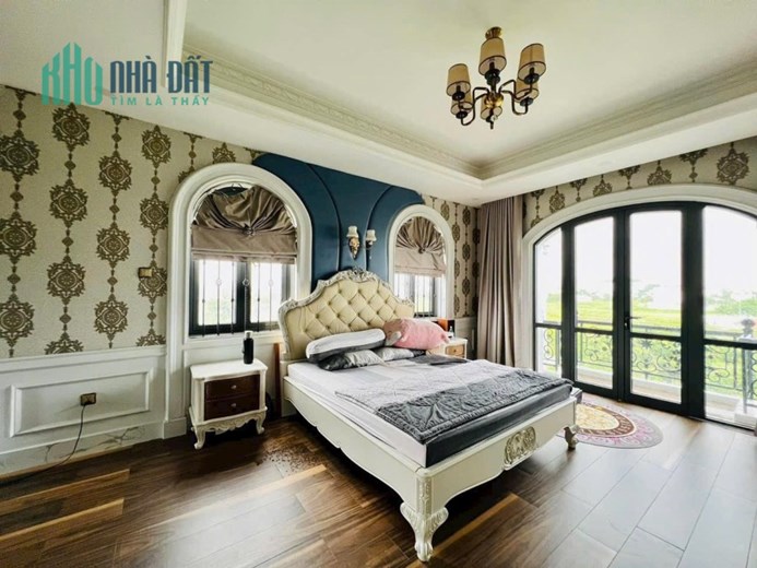 Biệt thự compound khu sân bay 8x16m, 4 lầu siêu đẹp giảm 5 tỷ chì còn 42 tỷ TL