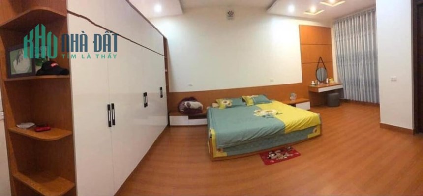 Mời thuê nhà 3 tầng tại ngõ Nguyễn Tất Thành, Vĩnh Yên Giá 8tr/tháng