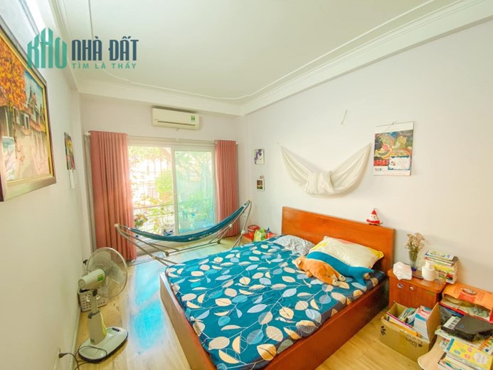 Bán nhà Phân Lô Chùa Bộc, 45m2, 5 tầng, view sân tennis, ô tô giá 7,x tỷ