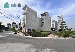 Bán gấp lô đất TĐC Hồ Sen, diện tích 52m, lô góc siêu đẹp GIÁ 4.13 tỉ