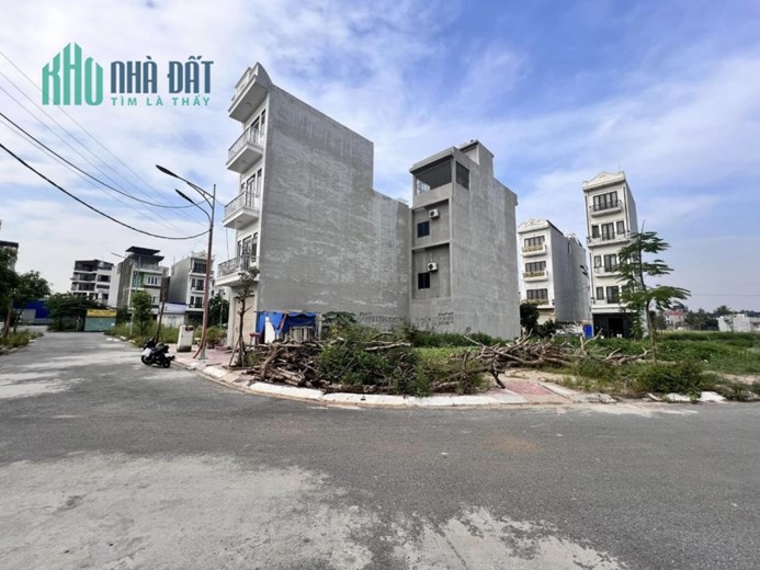 Bán gấp lô đất TĐC Hồ Sen, diện tích 52m, lô góc siêu đẹp GIÁ 4.13 tỉ
