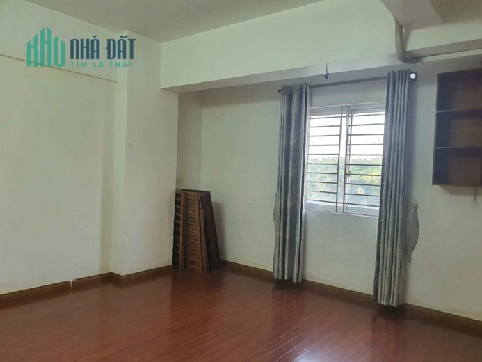 Bán Nhà tại Ngọc Lâm, Long Biên, Hà Nội - 45m2, 2 tầng, Ngay chợ Ngọc Lâm
 - Sổ đỏ chính chủ, Công