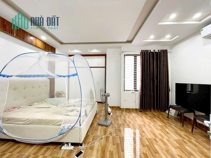 Bán nhà phố Đồng Thiện gần AEON, 48m 4 tầng GIÁ 2.45 tỉ sân cổng, ngõ nông