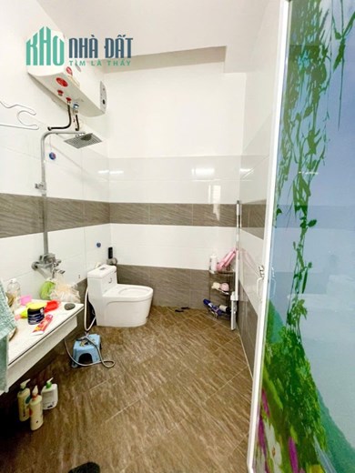 Bán nhà phố Đồng Thiện gần AEON, 48m 4 tầng GIÁ 2.45 tỉ sân cổng, ngõ nông