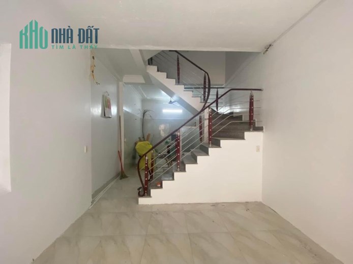 MN737. CHO THUÊ NHÀ MẶT NGÕ MIẾU HAI XÃ 3 NGỦ ĐỒ CƠ BẢN