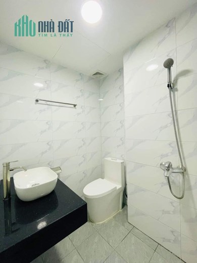 💥Đống Đa, ô tô ngủ nhà, nhà ĐẸP, 5 tầng phân lô, gần hồ, 6.16 tỷ💥