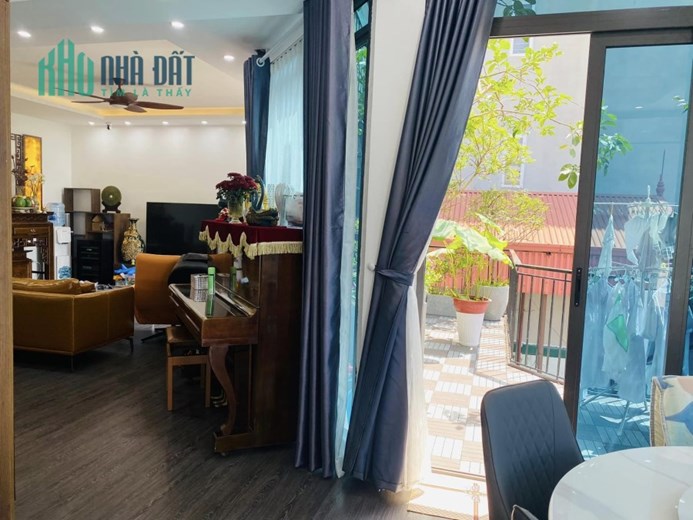 Nhà Phương Liệt Thanh Xuân vừa ở vừa cho thuê view hồ 3 mặt thoáng 129m 6 tầng thang máy chỉ 16.5 tỷ