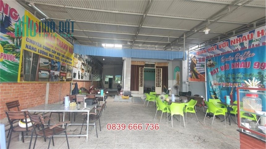 Căn Nhà Mặt Tiền DT781 - Nơi Lý Tưởng Cho Gia Đình Bạn