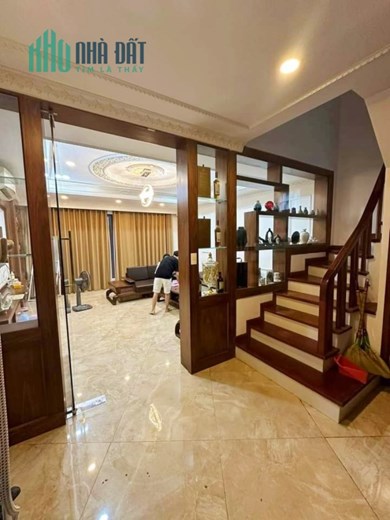 Bán nhà riêng 6 tầng Lê Văn Lương tự xây, full nội thất, ô tô tránh, kinh doanh 13.2 tỷ