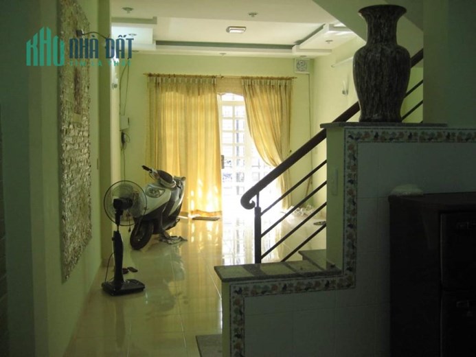 Bán nhà Lê Văn Thọ, Hẻm xe hơi, 3 tầng BTCT, 4x16m, dân trí cao chỉ 6.15 tỷ TL