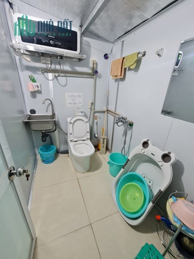 "Penhouse" tập thể cực hiếm Cầu Giấy 70m² 1.8 tỷ sổ đỏ chính chủ