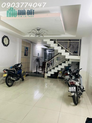 Chính chủ cần bán hoặc cho thuê nhà nguyên căn tại Nơ Trang Long. Bình Thạnh