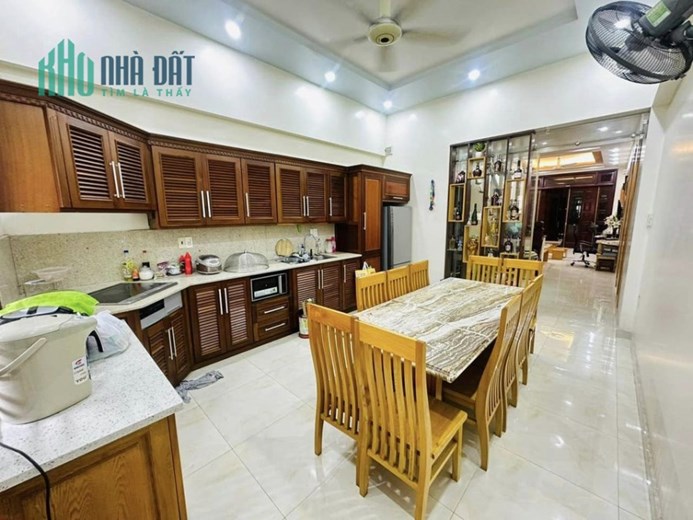 Bán Nhà mặt đường tại phố Trực Cát - Lê Chân, vị trí đẹp, đi bộ ra Aeon Mall vài phút