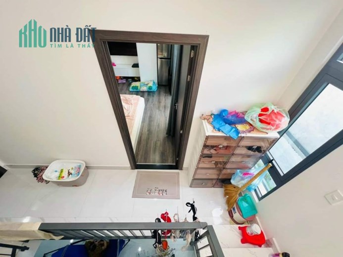 BÁN !!! NHÀ MẶT NGÕ TẠI XUÂN LA 2 tầng 60m2 11 TỶ
