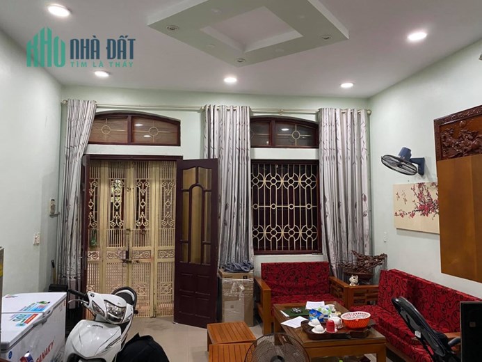 Thái thịnh 46m, 5 tầng, mt4m, giá 6.8 tỷ.( ô tô, KD, sổ phân lô)