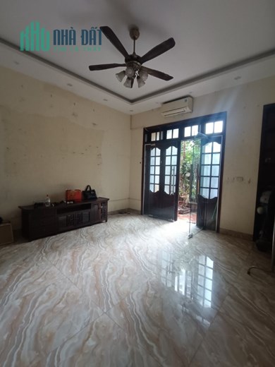 BÁN NHÀ GẦN PHỐ NGÕ THÔNG OTO ĐỖ CỬA GIÁ ĐẦU TƯ