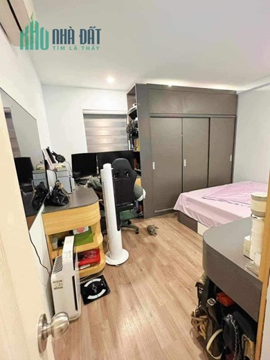 Bán căn hộ chung cư 2 ngủ 68m tòa Trung Rice city full nội thất 2ty680tr