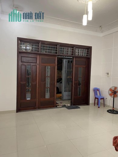 CHO THUÊ NHÀ 3 TẦNG MT GẦN CHỢ AN HẢI BẮC -3PN khép kín