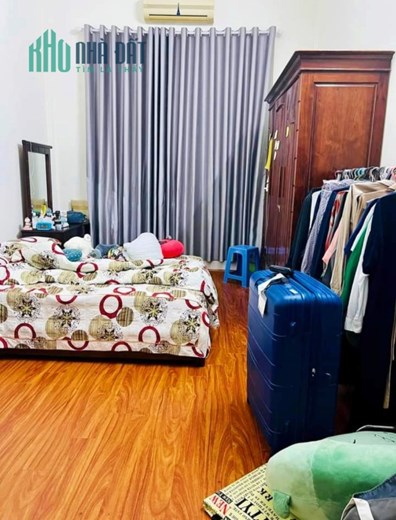 RẺ BẤT NGỜ nhà Dịch Vọng Cầu Giấy 40m, 3 ngủ giá 3.3m, về ở luôn 0867470990
