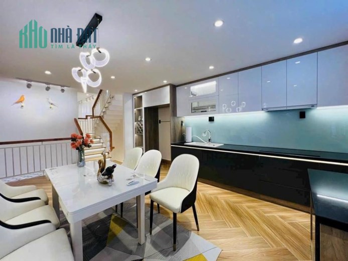 Bán nhà HX Tải Lê Trọng Tấn, Tân Phú 52m2 5 tầng kinh doanh tốt giá rẻ sổ hoàn công đầy đủ