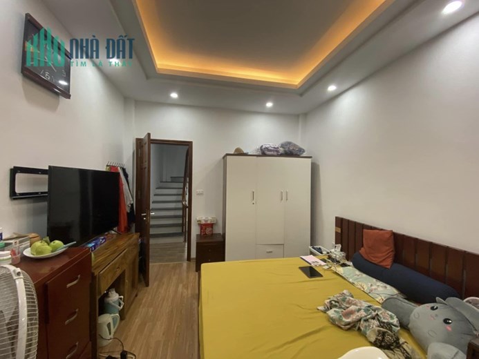 Bán Nhà Gia Quất 43mv  3 tầng 
Gần Ngọc Lâm, khu đô thị Khai Sơn,  Lý Sơn,gần chung cư Homeland