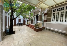 Cho thuê nhà 2 mặt tiền  đường Đỗ Huy Uyển-An Hải Bắc- Sơn trà