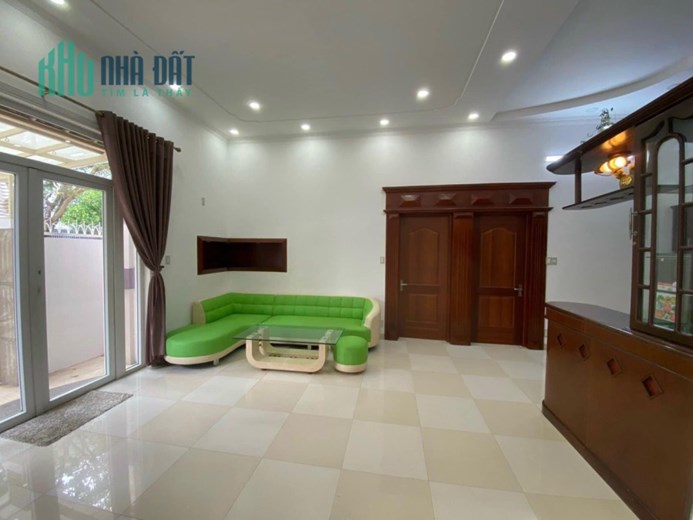 Cho thuê nhà 2 mặt tiền  đường Đỗ Huy Uyển-An Hải Bắc- Sơn trà