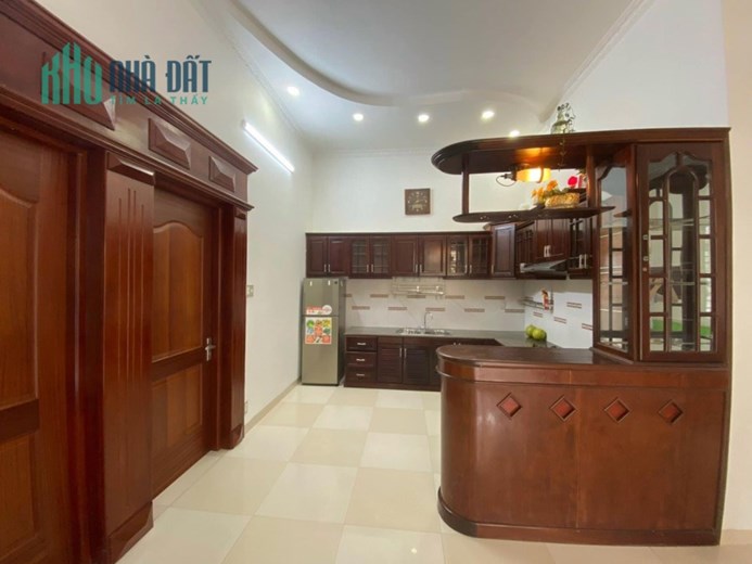 Cho thuê nhà 2 mặt tiền  đường Đỗ Huy Uyển-An Hải Bắc- Sơn trà