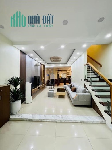 SÁT NGOẠI GIAO ĐOÀN , XUÂN ĐỈNH NGÕ RỘNG THOÁNG 4.75 TỶ