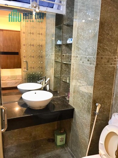 Cho thuê nhà nguyên căn 3 tầng MT khu Thanh Bình - Hải Châu