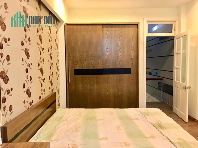 Cho thuê nhà nguyên căn 3 tầng MT khu Thanh Bình - Hải Châu