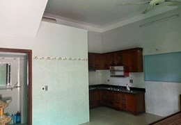 CHO THUÊ NHÀ 3 TẦNG TẠI LÔ 77 TRỊNH TÙNG,QUẢNG HƯNG ( KHU TÁI ĐỊNH CƯ)