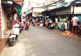 Nhỉnh 2 tỷ có 23m2 hẻm thông Lý Thường Kiệt, sổ riêng không lộ giới