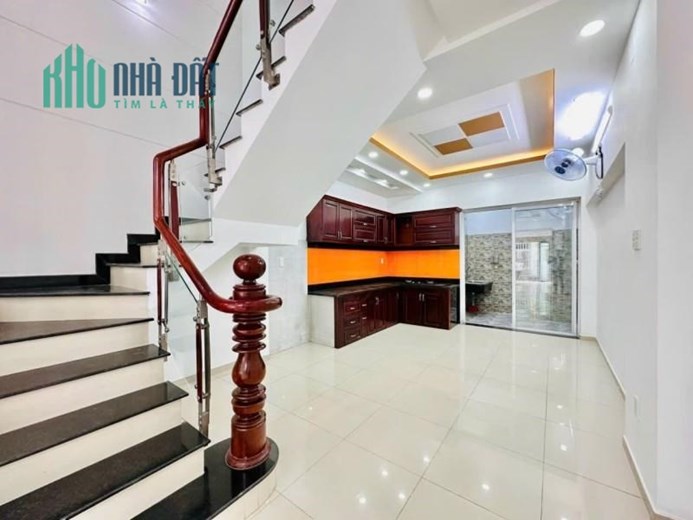 119./ BÙI QUANG LÀ - P12 - GÒ VẤP - 65M2 ( 4 X 16.5 ) - NHÀ 4 PN + 5 WC.
_ ĐƯỜNG 6M THÔNG TỨ