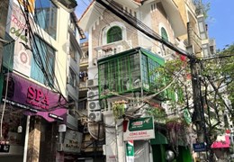 Bán gấp nhà cấp 4 diện tích 32m2 - 3 mặt ngõ thoáng tại ngõ 1 Trần Quý Kiên